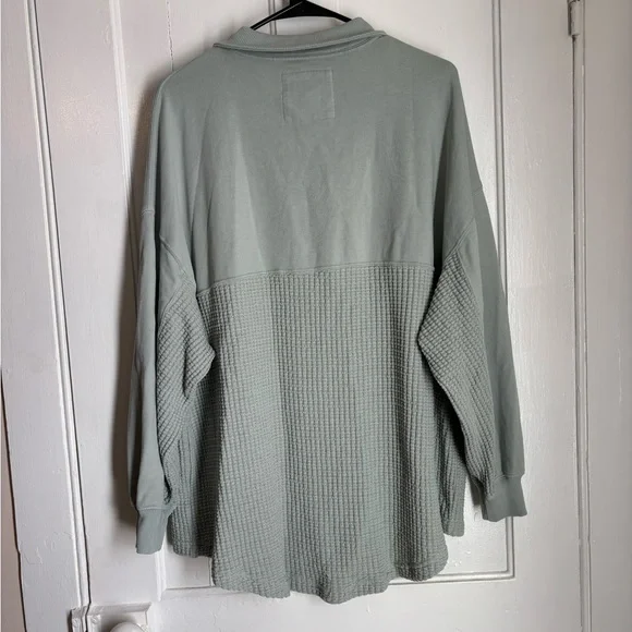 American Eagle Outfitters Green Quarter-Zip Sweatshirt - Picture 3 of 3